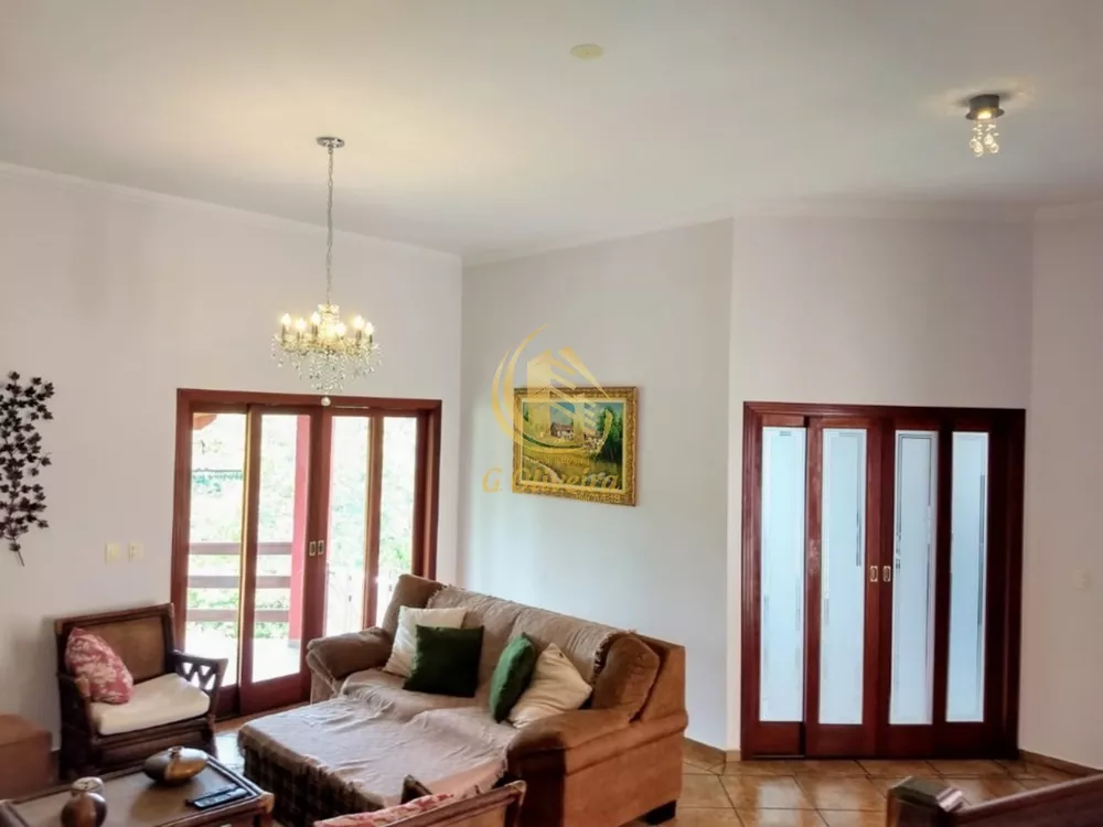 Casa, 3 quartos, 257 m² - Foto 1