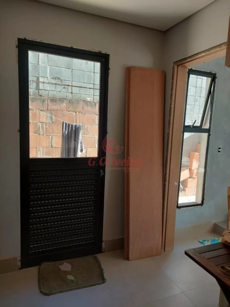 Sobrado, 3 quartos, 247 m² - Foto 2