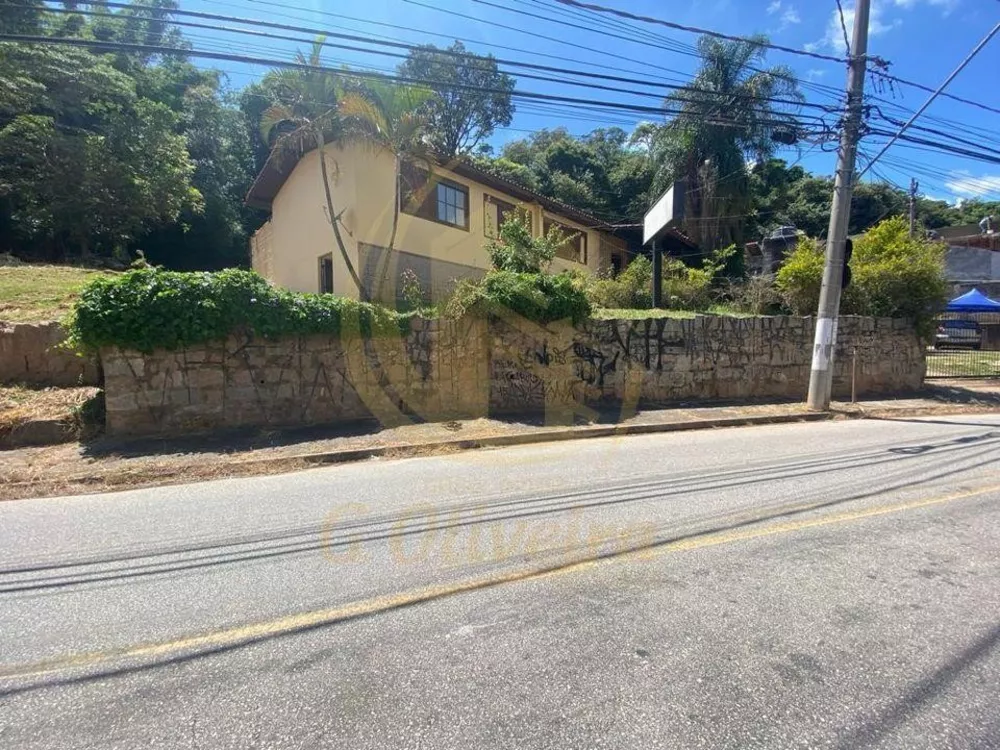 Casa, 4 quartos, 351 m² - Foto 1