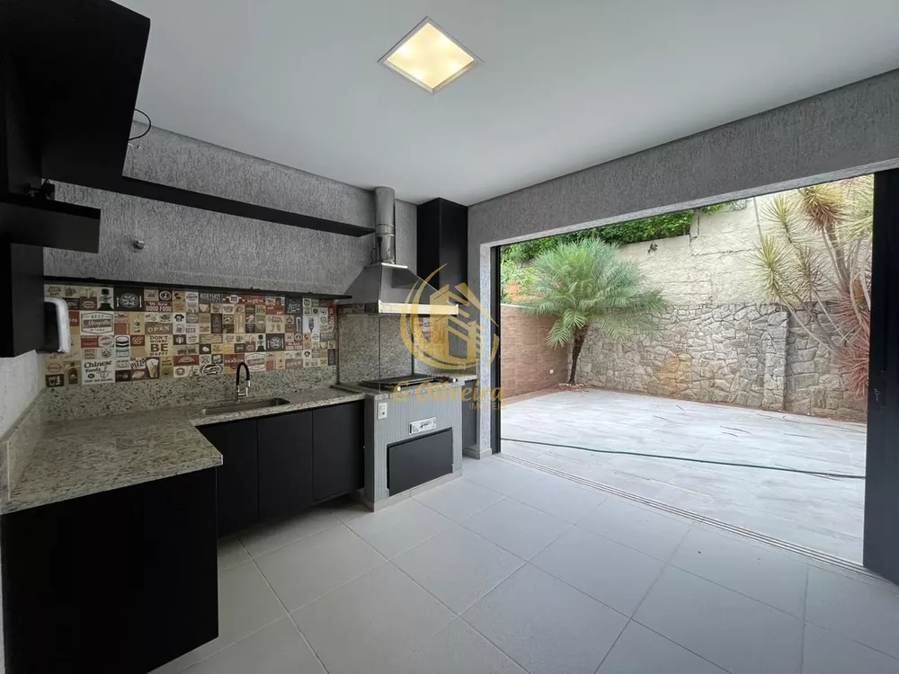 Casa, 4 quartos, 220 m² - Foto 4