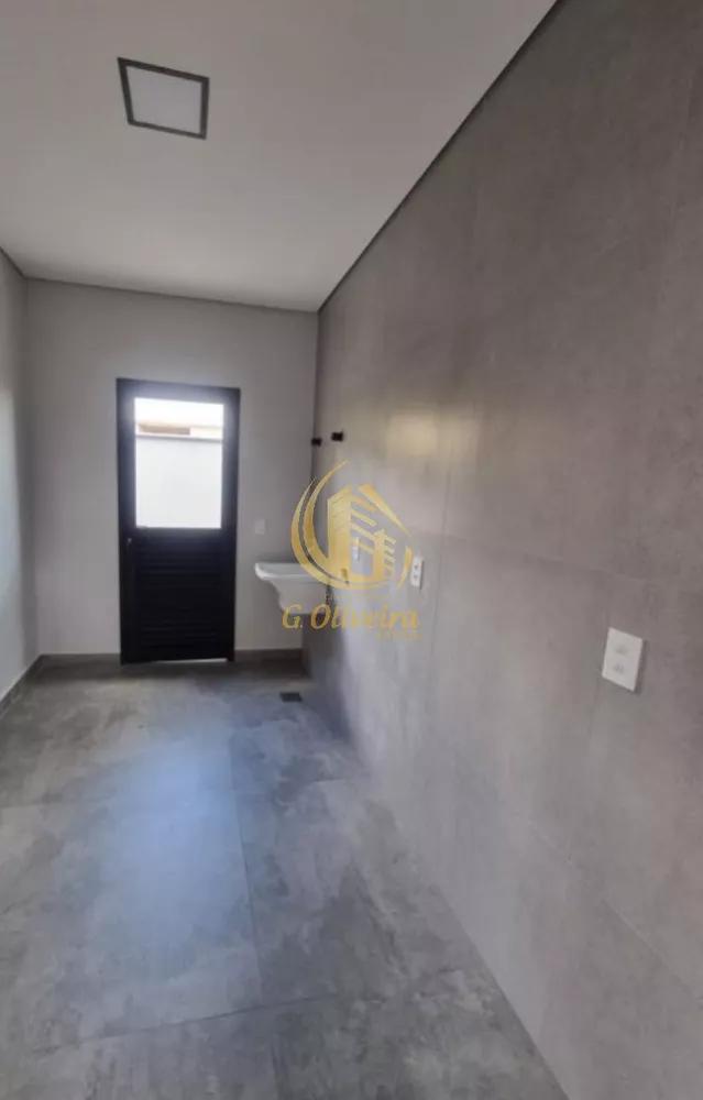 Sobrado, 3 quartos, 270 m² - Foto 2