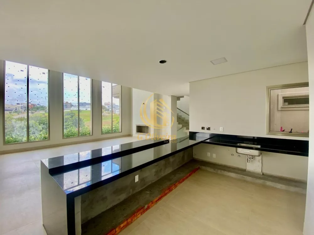 Sobrado, 4 quartos, 447 m² - Foto 2