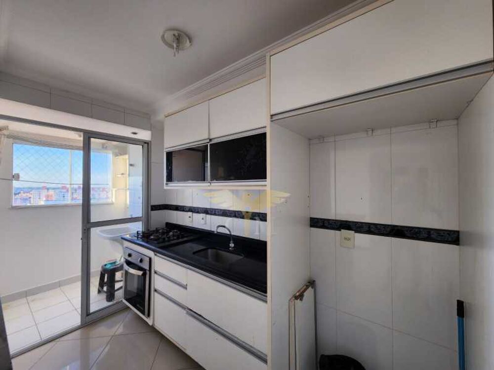 Apartamento à venda com 2 quartos, 50m² - Foto 13