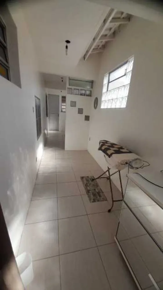Casa, 4 quartos, 215 m² - Foto 9