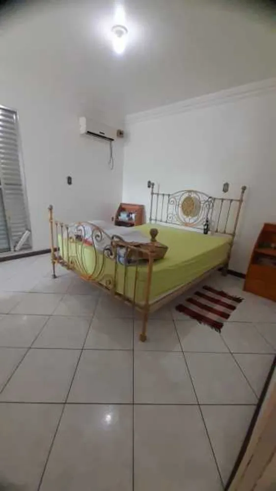 Casa, 4 quartos, 215 m² - Foto 13