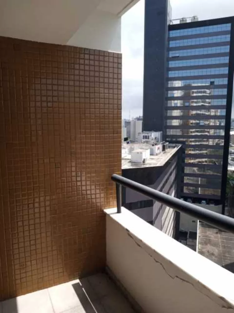 Apartamento à venda com 2 quartos, 70m² - Foto 3