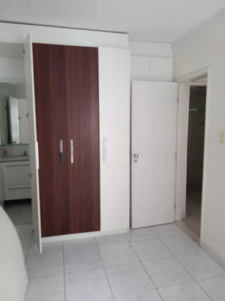 Apartamento à venda com 2 quartos, 70m² - Foto 5