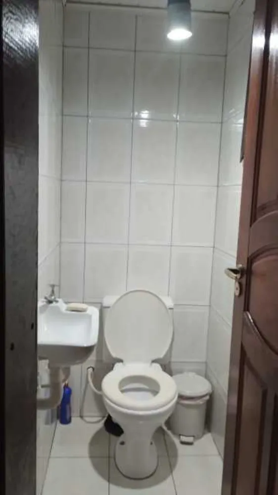 Casa, 4 quartos, 250 m² - Foto 17
