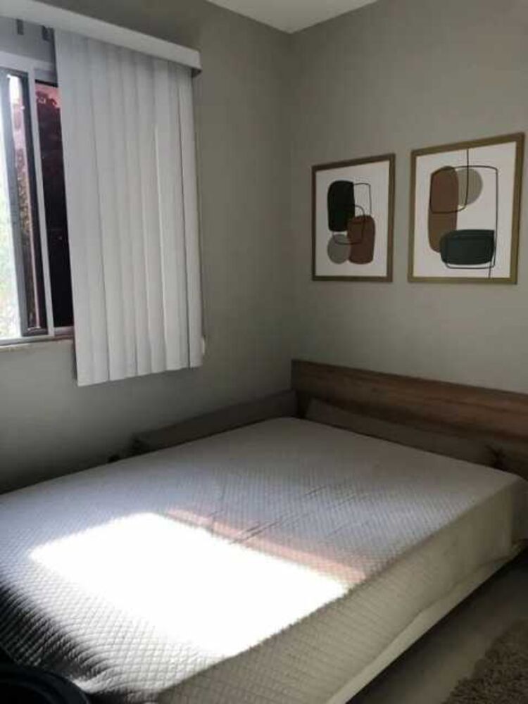 Apartamento à venda com 3 quartos, 82m² - Foto 2