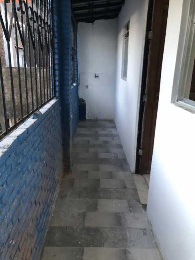 Casa à venda com 2 quartos, 66m² - Foto 7