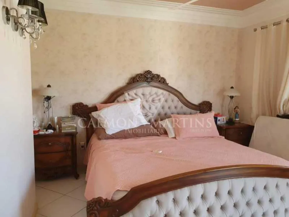 Casa, 3 quartos, 252 m² - Foto 15