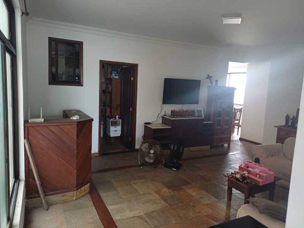 Apartamento, 3 quartos, 240 m² - Foto 1