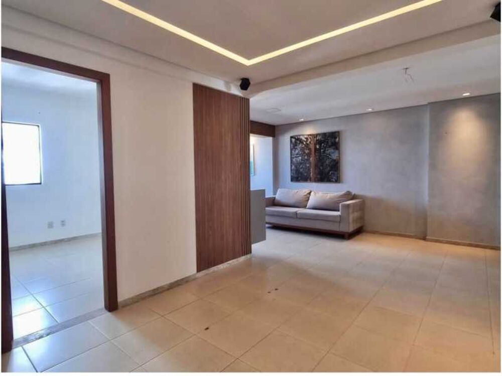 Apartamento à venda com 2 quartos, 79m² - Foto 4
