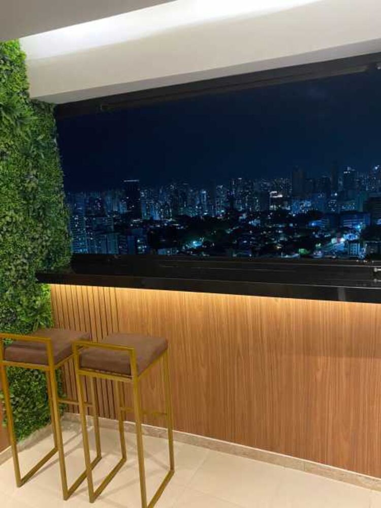 Apartamento à venda com 2 quartos, 79m² - Foto 1
