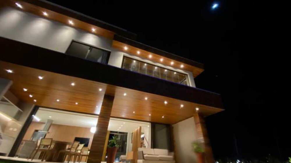 Casa de Condomínio à venda com 5 quartos, 300m² - Foto 4