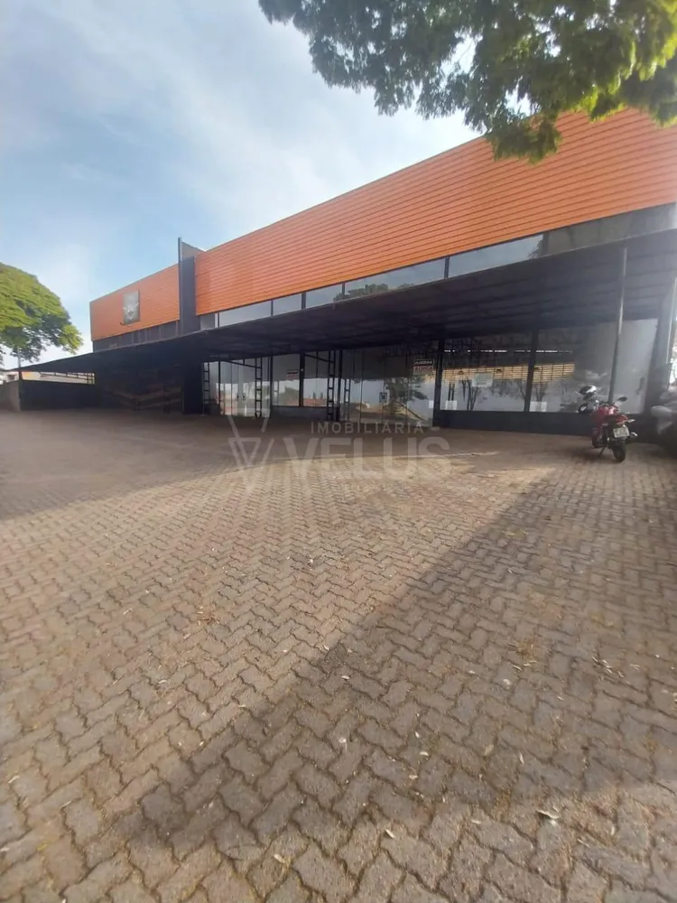 Loja-Salão, 500 m² - Foto 1