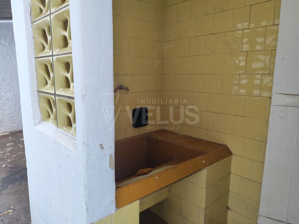 Casa à venda com 2 quartos, 110m² - Foto 8