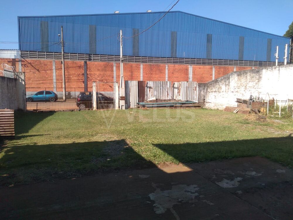 Prédio Inteiro à venda com 1 quarto, 330m² - Foto 3