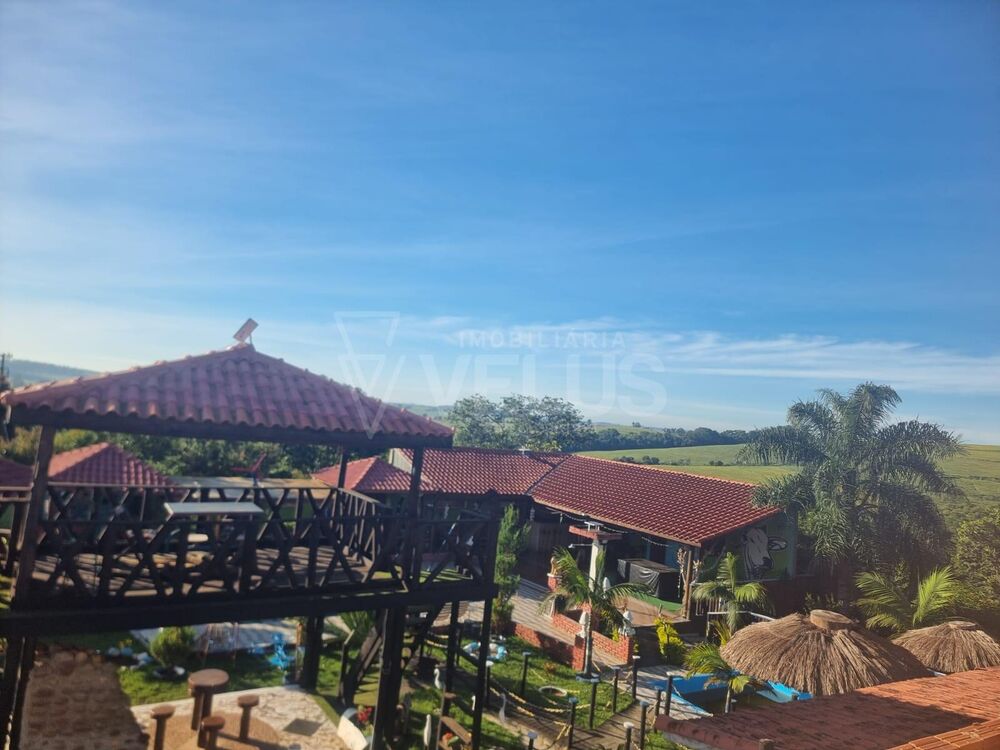 Chácara à venda com 5 quartos, 3000m² - Foto 2