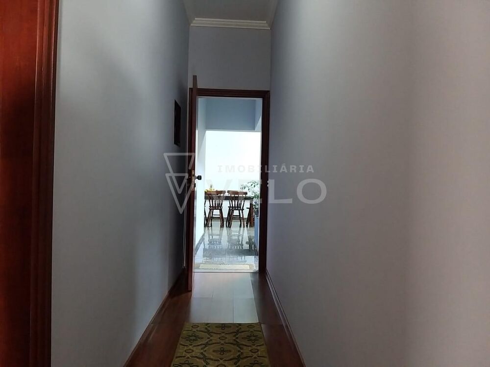 Casa à venda com 3 quartos, 250m² - Foto 13