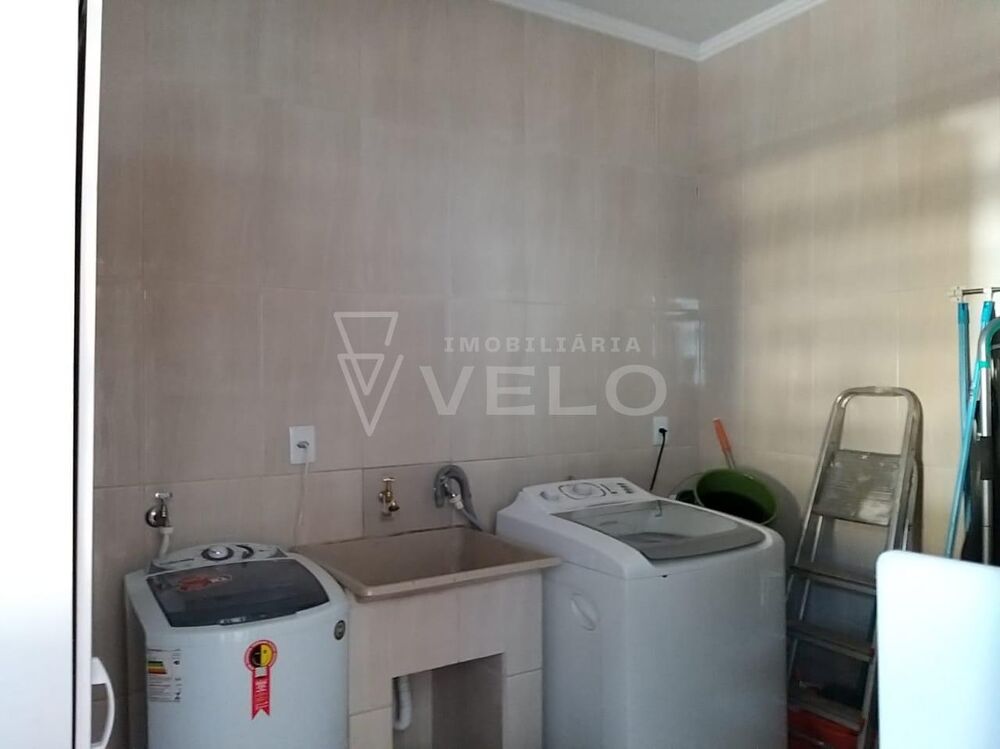 Casa à venda com 3 quartos, 250m² - Foto 15