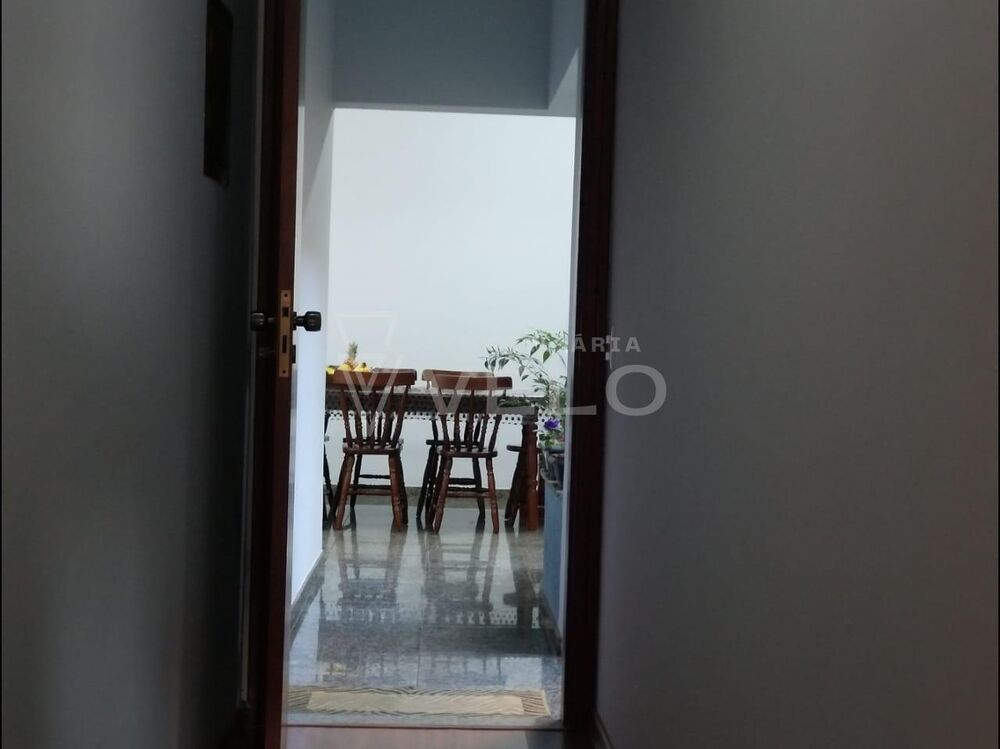 Casa à venda com 3 quartos, 250m² - Foto 12