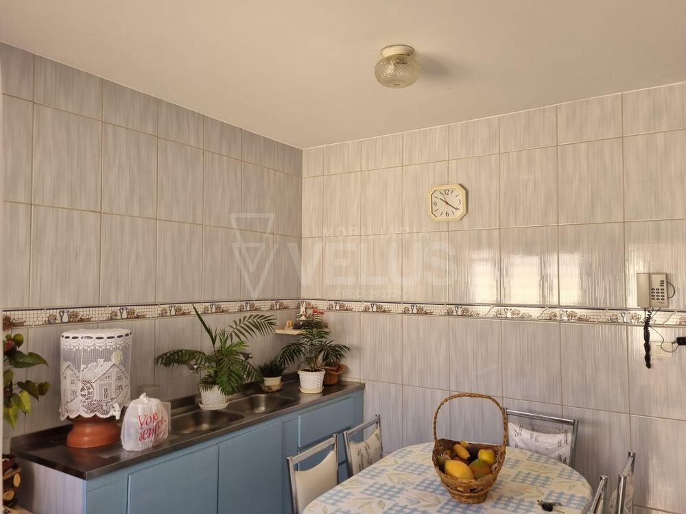 Casa à venda com 2 quartos, 203m² - Foto 4