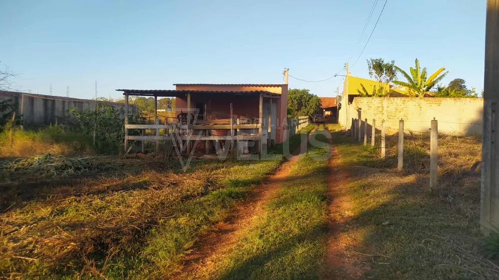 Sítio, 2 quartos, 2000 m² - Foto 2