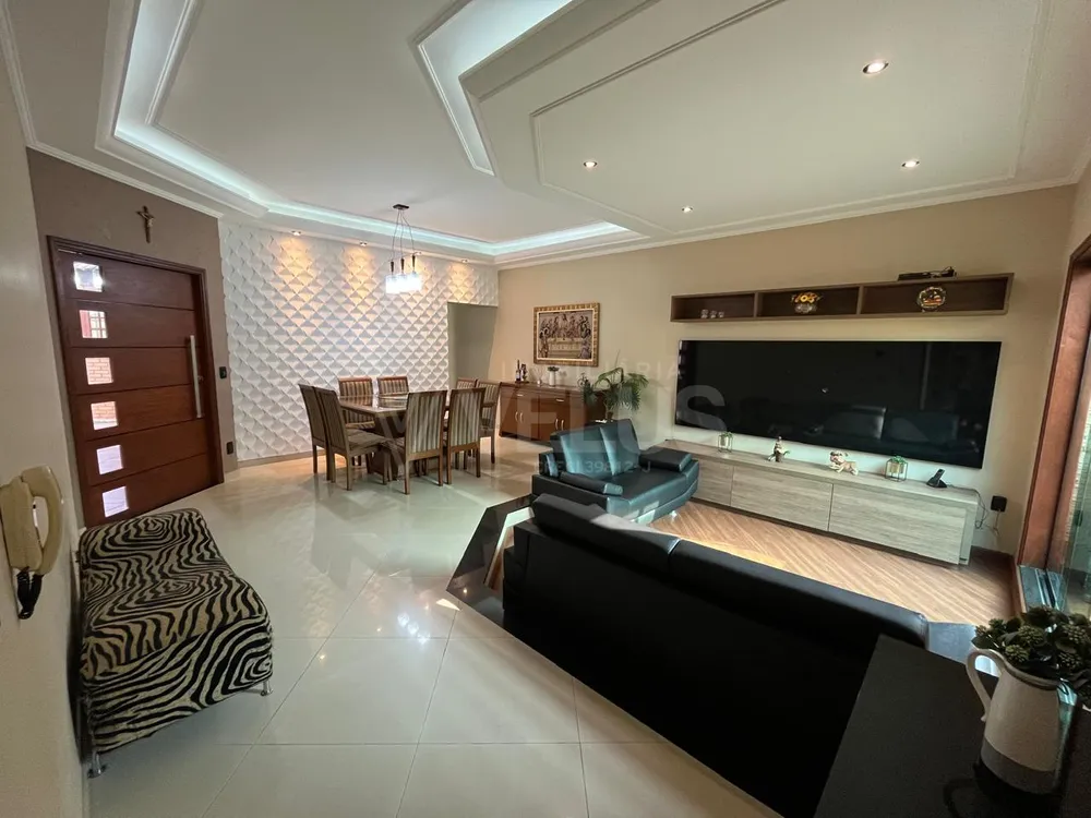 Casa, 3 quartos, 197 m² - Foto 4