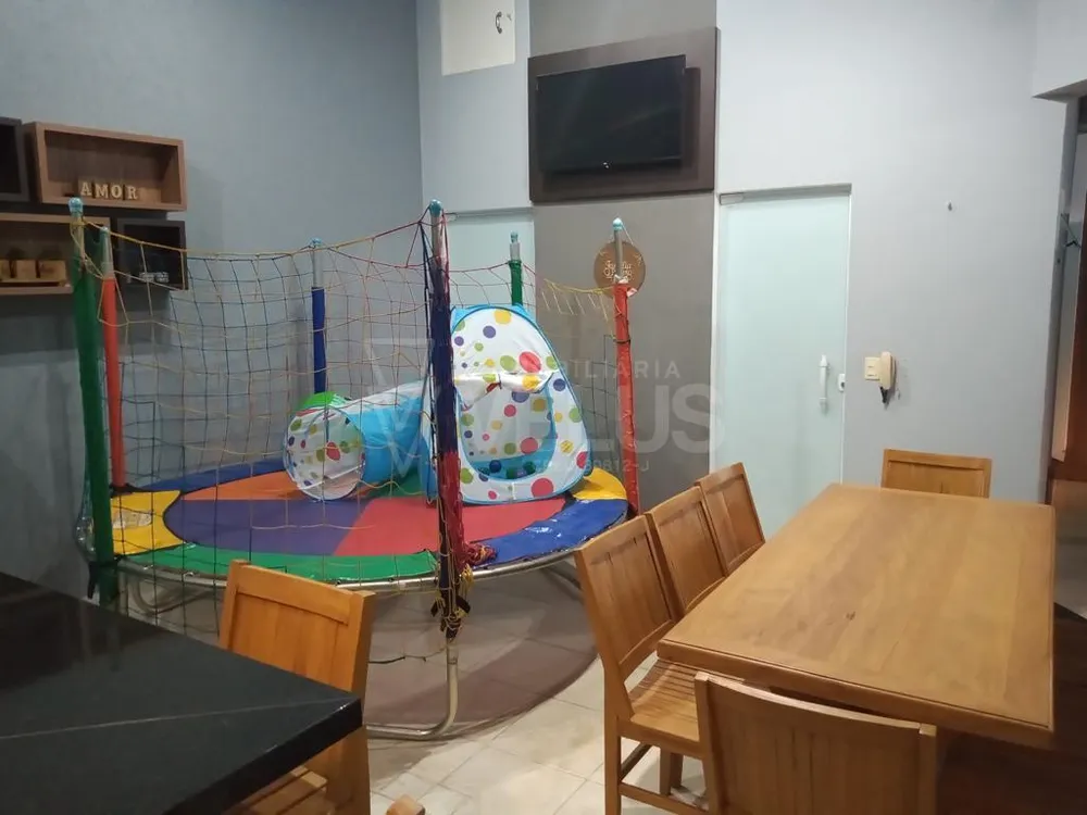 Casa, 2 quartos, 219 m² - Foto 18