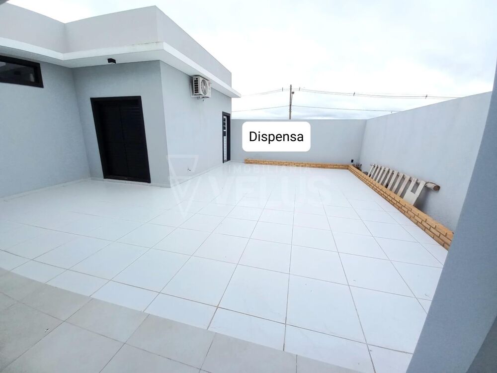 Casa de Condomínio à venda com 3 quartos, 200m² - Foto 2