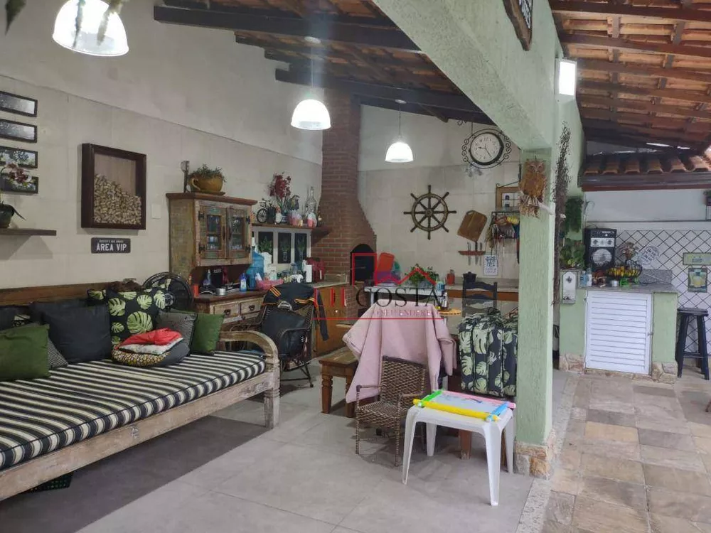 Casa, 3 quartos, 210 m² - Foto 23