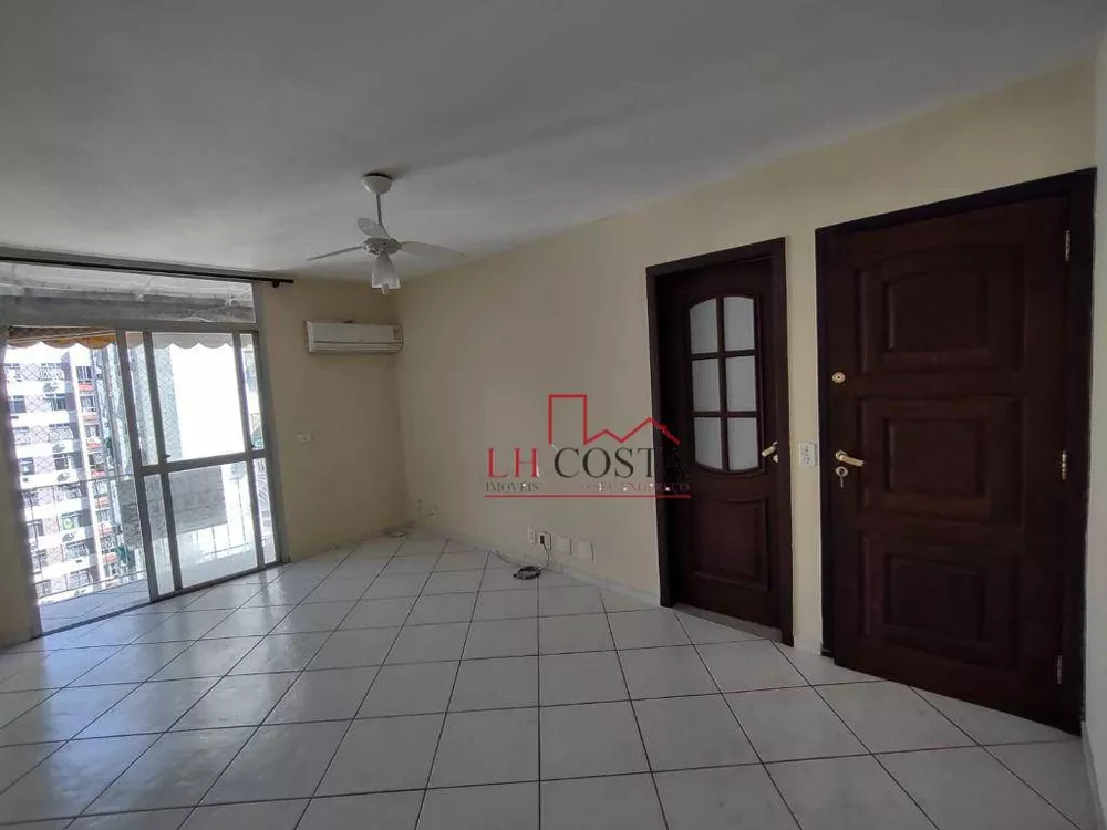 Apartamento à venda com 3 quartos, 90m² - Foto 1