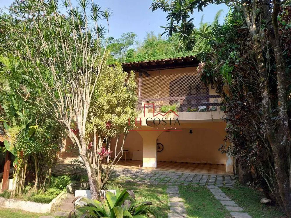 Casa, 3 quartos, 204 m² - Foto 1