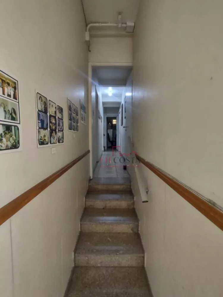 Casa, 4 quartos, 250 m² - Foto 44