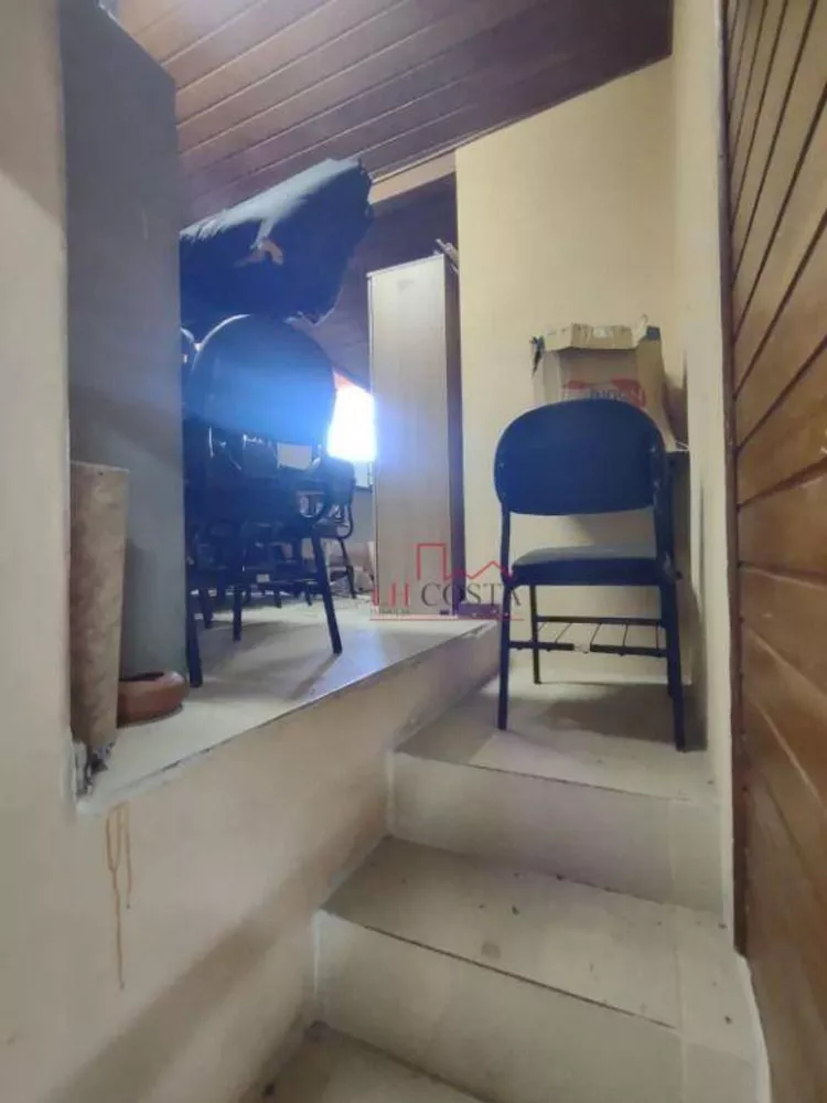 Casa, 4 quartos, 250 m² - Foto 40