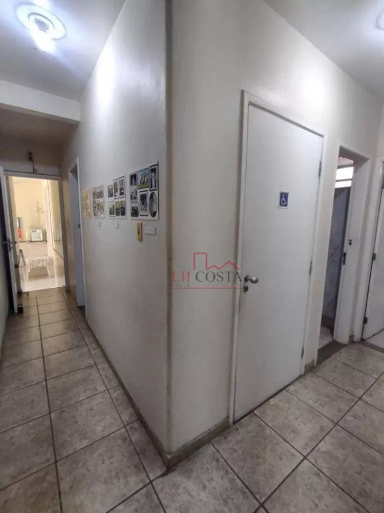 Casa, 4 quartos, 250 m² - Foto 23