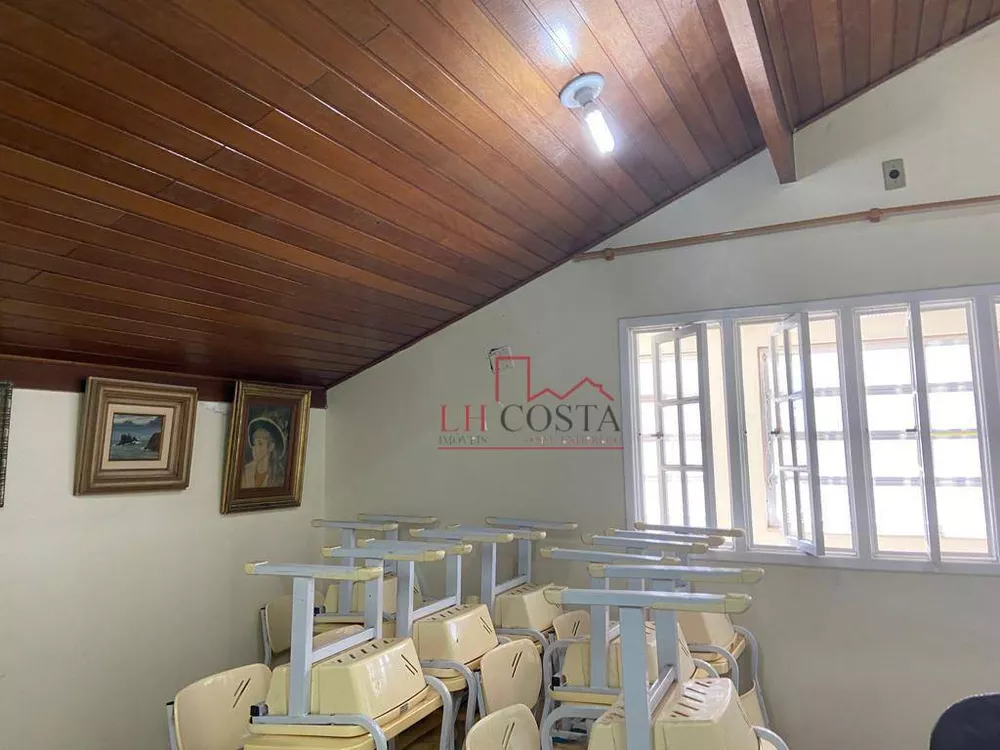 Casa, 4 quartos, 250 m² - Foto 37