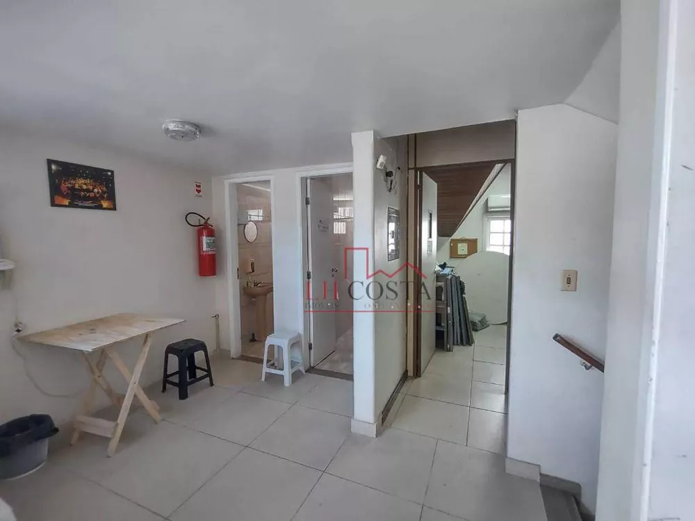 Casa, 4 quartos, 250 m² - Foto 11