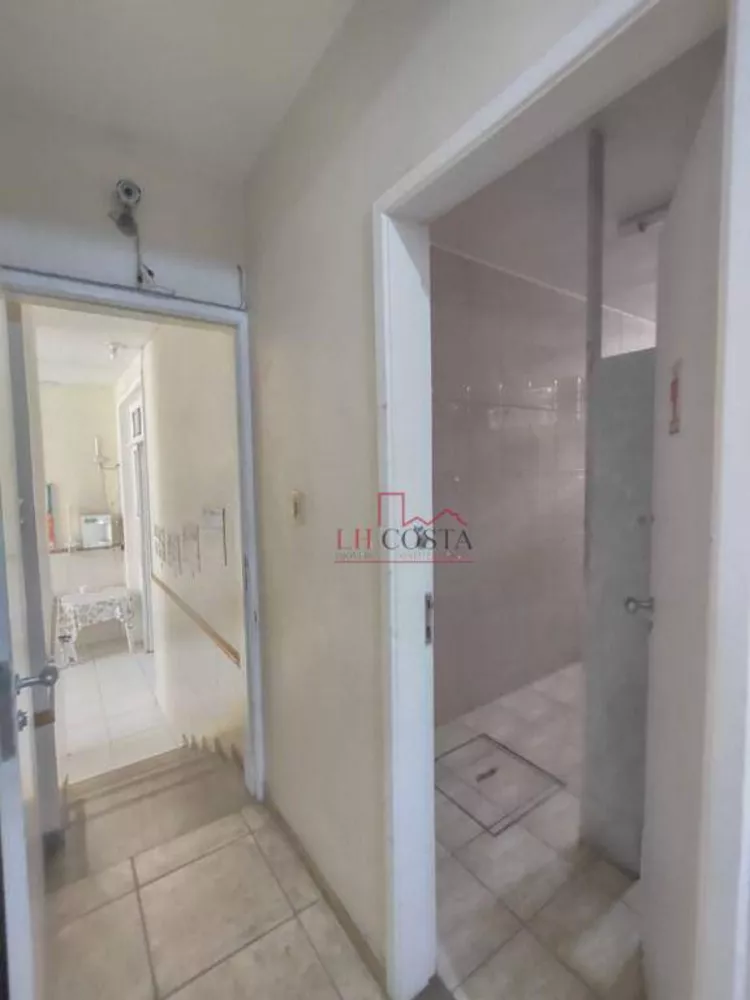 Casa, 4 quartos, 250 m² - Foto 18