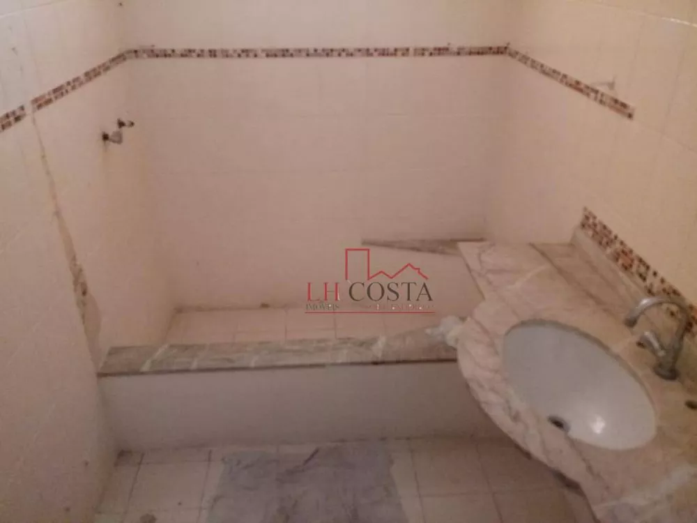 Casa, 5 quartos, 358 m² - Foto 15