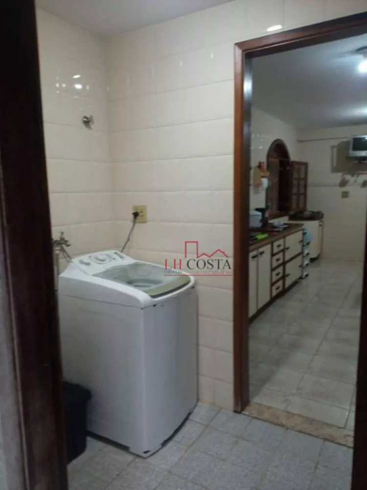 Casa, 6 quartos, 264 m² - Foto 22