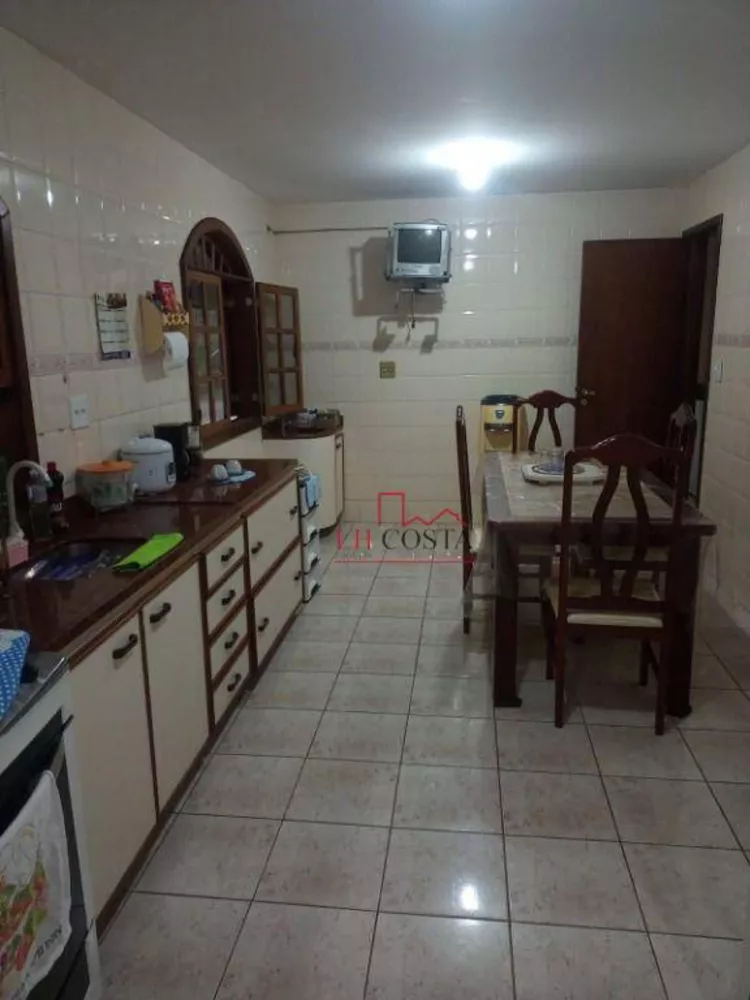 Casa, 6 quartos, 264 m² - Foto 19