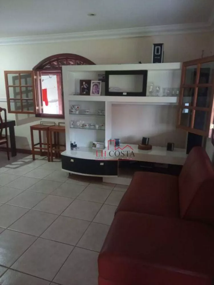Casa, 6 quartos, 264 m² - Foto 9