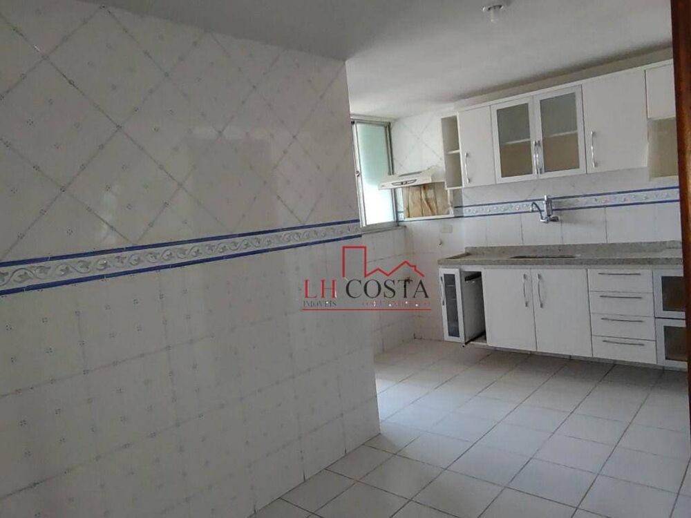 Apartamento à venda com 2 quartos, 95m² - Foto 2
