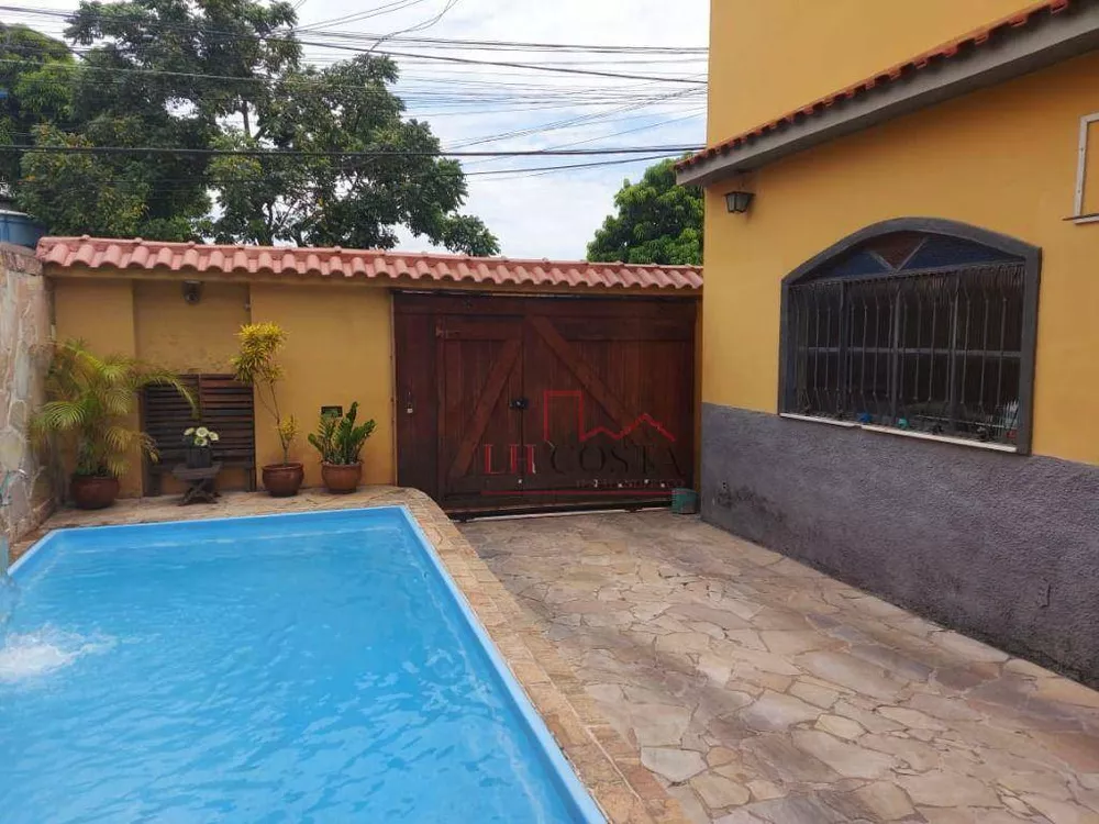 Casa, 3 quartos, 250 m² - Foto 12
