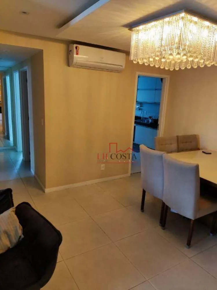 Apartamento à venda com 3 quartos, 105m² - Foto 4