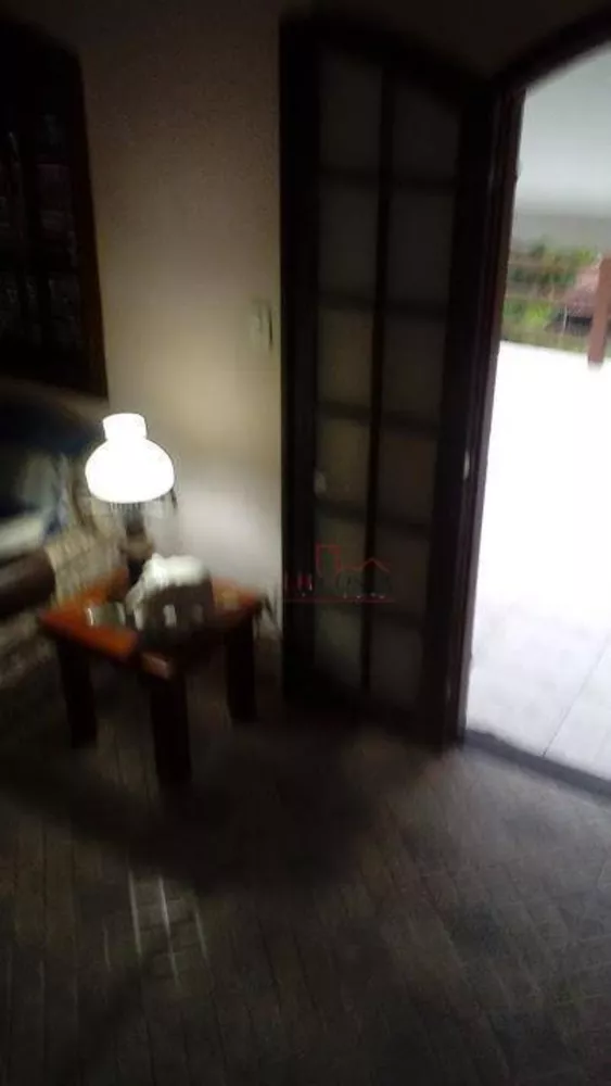 Casa, 3 quartos, 220 m² - Foto 9
