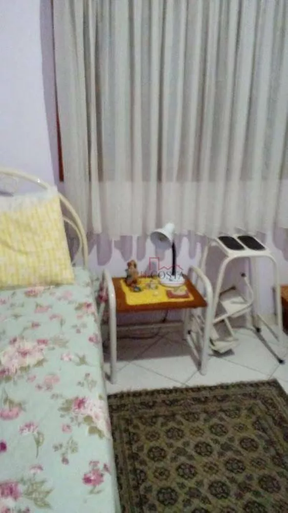 Casa, 3 quartos, 220 m² - Foto 35