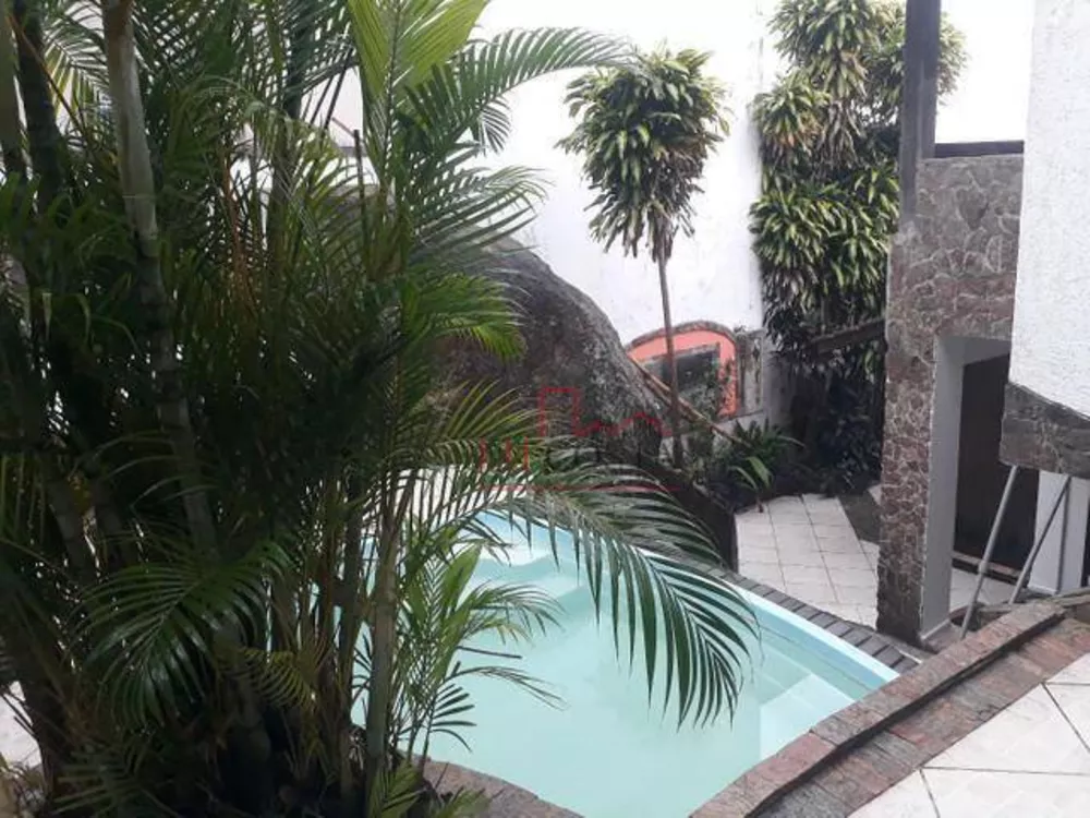 Casa, 3 quartos, 280 m² - Foto 12